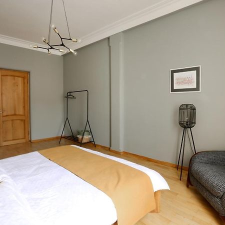 Hotelise I Our-Yard Apartment Ереван Экстерьер фото