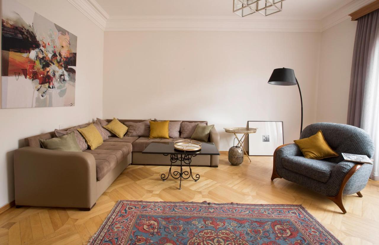 Hotelise I Our-Yard Apartment Ереван Экстерьер фото